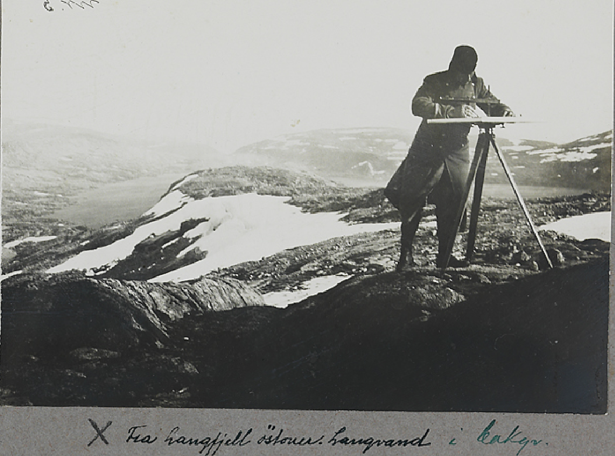 Otto Munthe-Kaas med retningsskiven